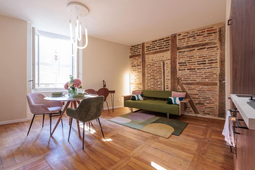 Le Vb Du 21 Apartment Bourg-en-Bresse Exterior photo